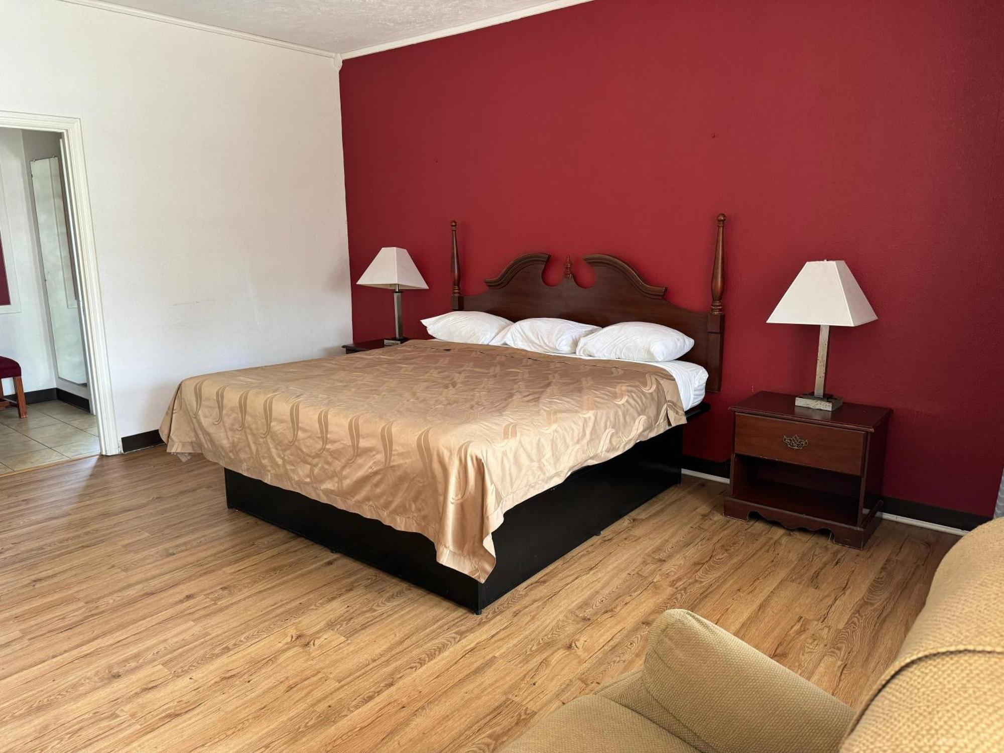 Travel Inn By Oyo Danville Us-29 ภายนอก รูปภาพ