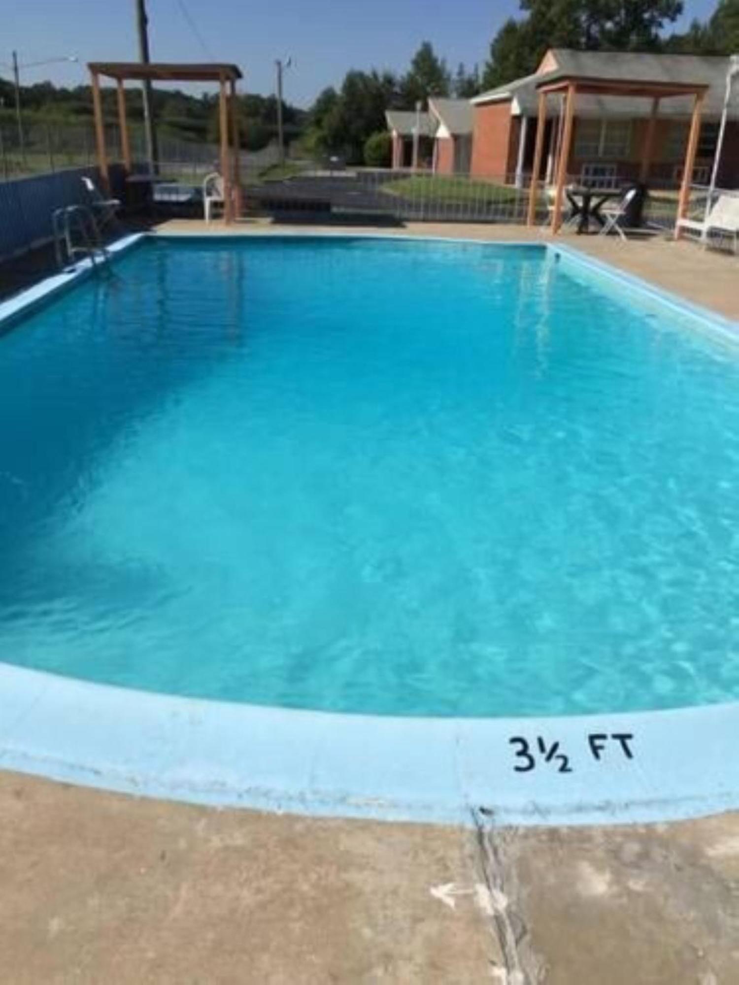 Travel Inn By Oyo Danville Us-29 ภายนอก รูปภาพ
