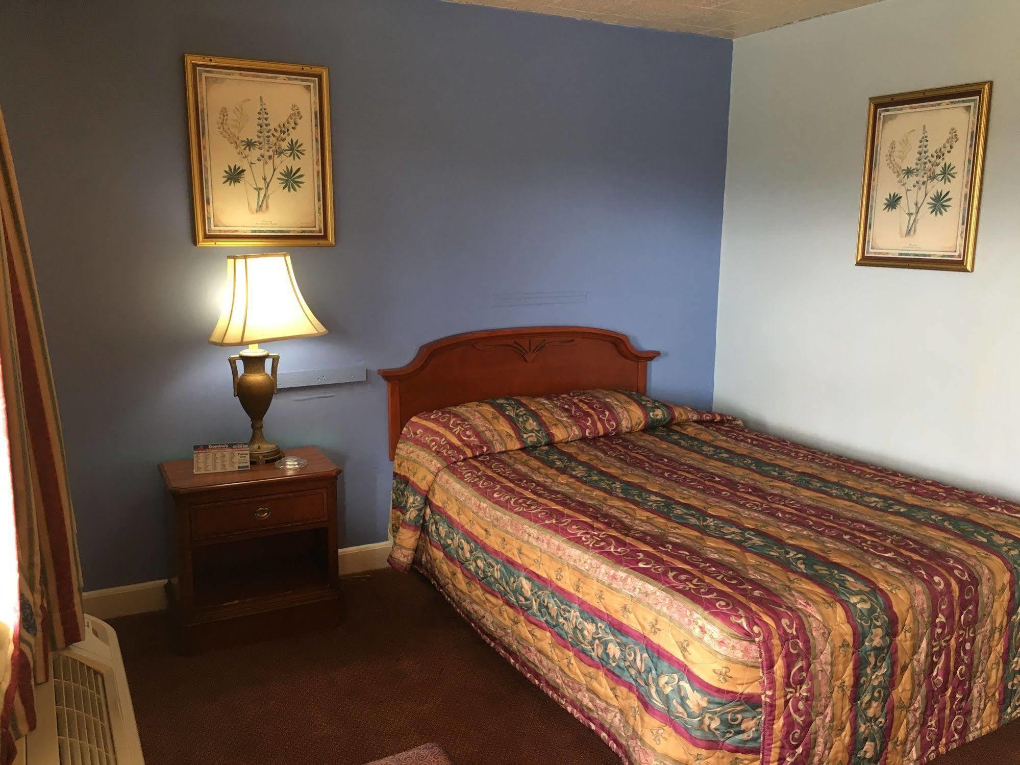 Travel Inn By Oyo Danville Us-29 ภายนอก รูปภาพ