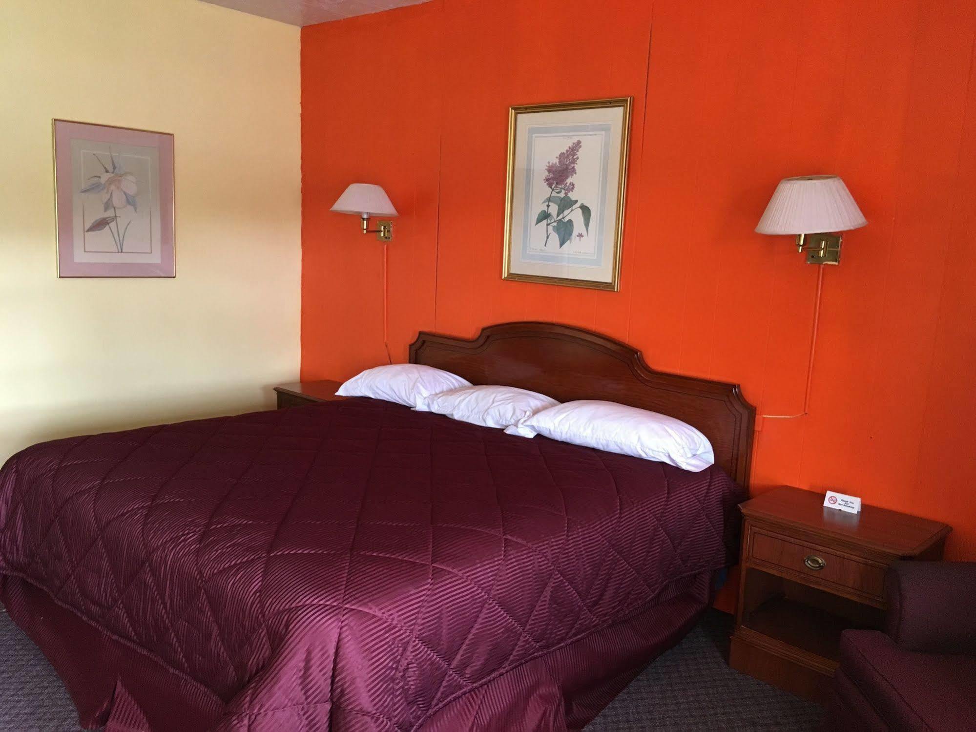 Travel Inn By Oyo Danville Us-29 ภายนอก รูปภาพ