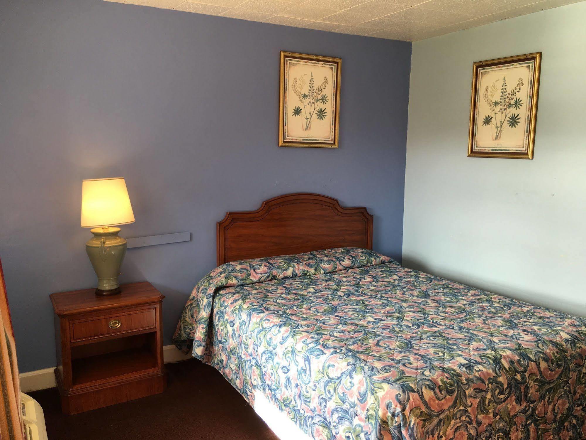 Travel Inn By Oyo Danville Us-29 ภายนอก รูปภาพ